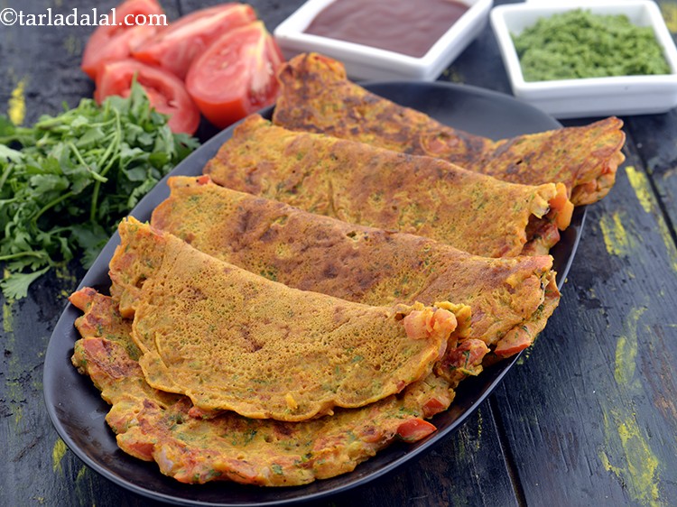 स्टेप 23 – हरी चटनी और टमाटर केचप के साथ <strong>टमाटर ऑमलेट</strong> को …