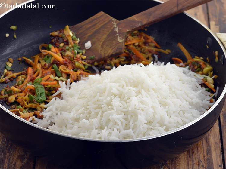 Step 32 – It&rsquo;s now time to add the rice.