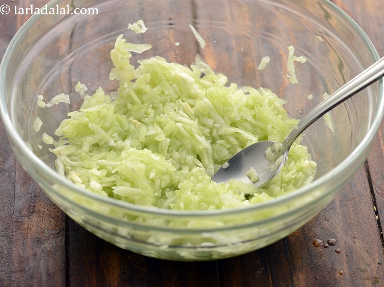 Step 4 – Mix well and keep it aside for 10 minutes.&nbsp;