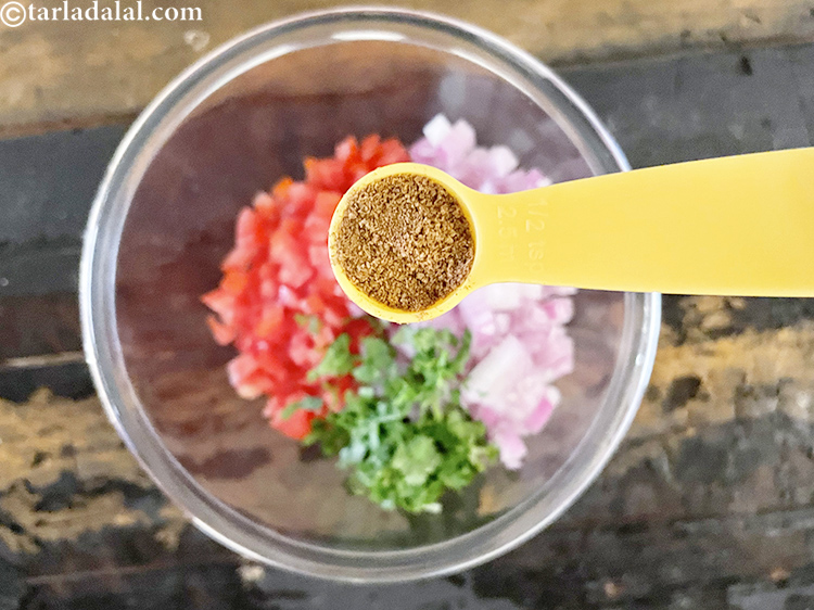 Step 73 – Add&nbsp;1/2 tsp&nbsp;<a href="https://www.tarladalal.com/glossary-cumin-seeds-powder-jeera-powder-zeera-powder-382i">cumin seeds (jeera) powder</a>.