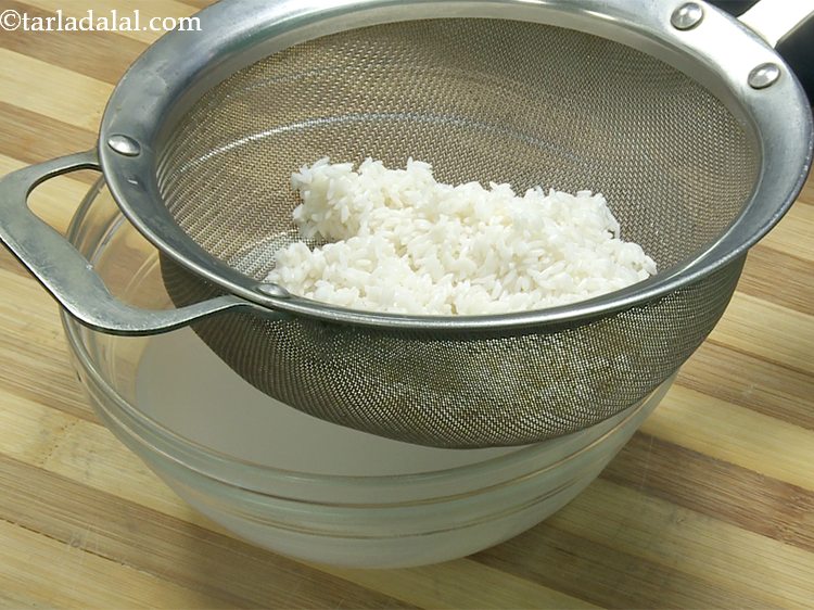 Step 4 – After 2 hours, drain the excess water.