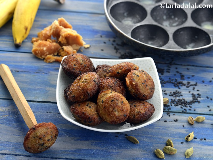 Step 25 – Serve the&nbsp;&nbsp;<strong>unniyappam | unni appam | mini sweet appam | quick&nbsp;unniyappam | banana appam</strong>&nbsp;warm.