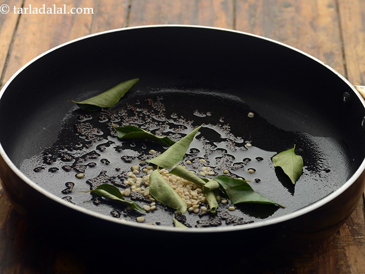 Step 6 – Add curry leaves.&nbsp;