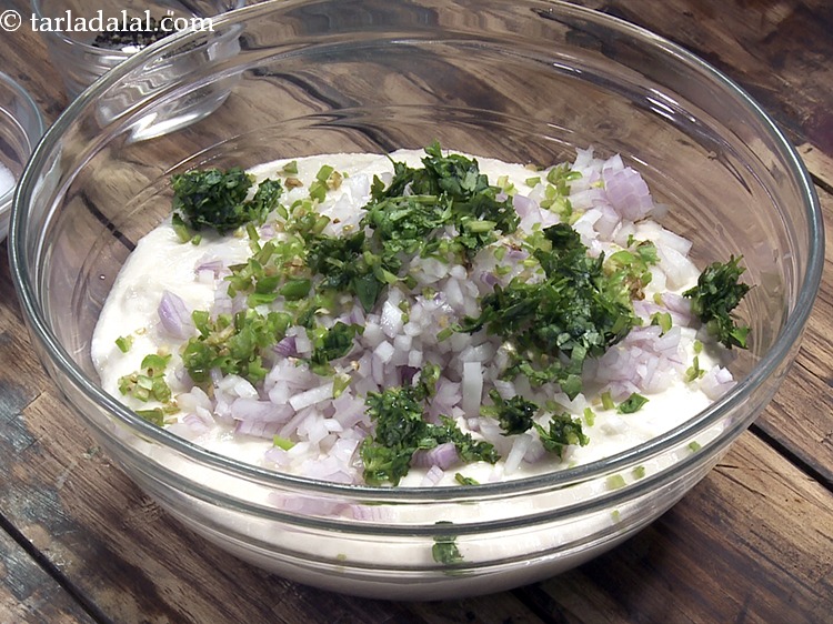 Step 13 – Add 1 tbsp&nbsp;finely&nbsp;<a href="https://www.tarladalal.com/glossary-chopped-coriander-783i">chopped coriander (dhania)</a>.