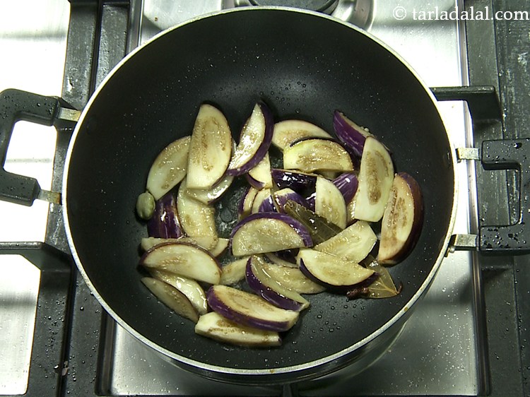 Step 25 – Saut&eacute; on a medium flame for 4 minutes.