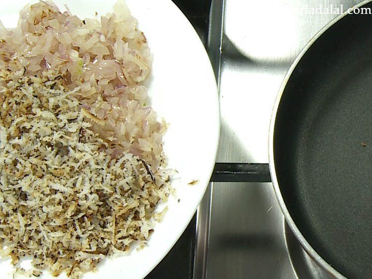 Step 7 – Remove on the same plate and keep aside.