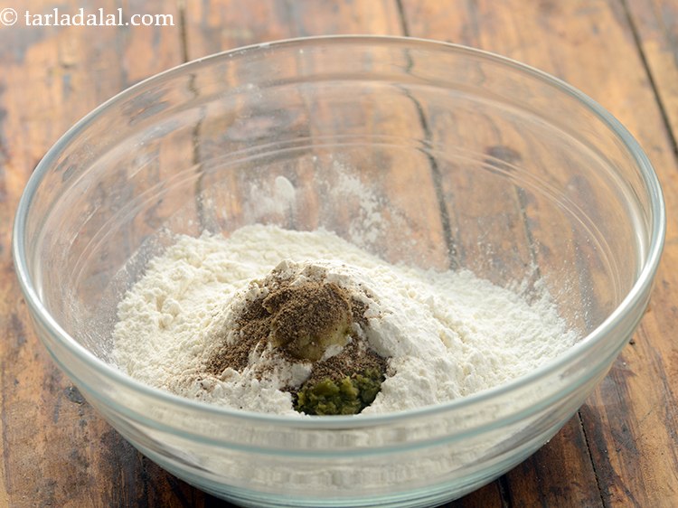 Step 6 – Add freshly ground black pepper.