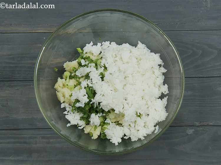 Step 3 – Now add cooked rice. This is an amazing way to use leftover rice. Ensure the …