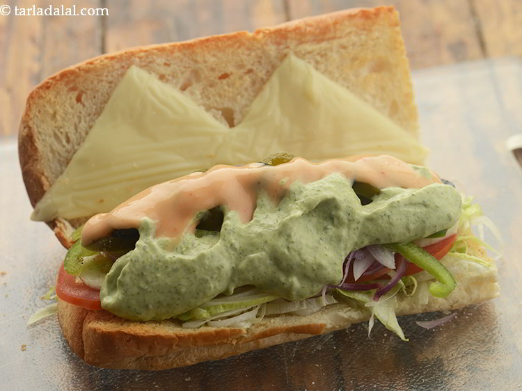 स्टेप 27 – १/४ भाग मिंट-मेयो स्प्रेड को समान रूप से फैलाएं। अपने …