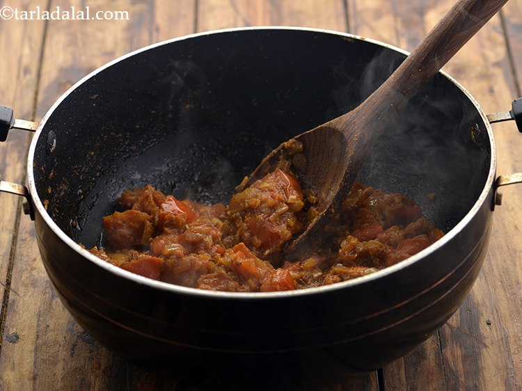 Step 21 – Mix well and cook on a medium flame for 4 to 5 minutes.