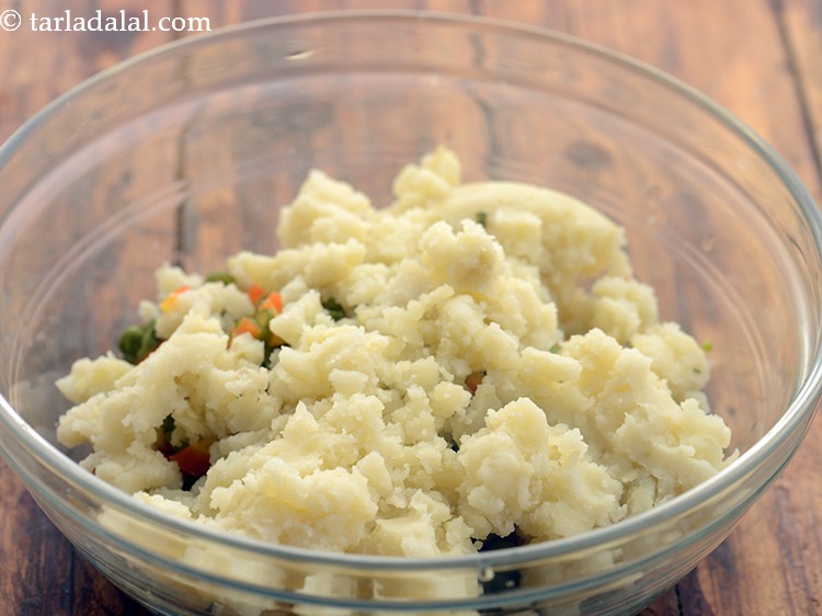 Step 13 – Add boiled and mashed potatoes.