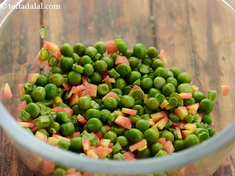 Step 9 – To make vegetable cutlets for the&nbsp;<strong>Indian style veg burger |&nbsp;vegetable burger recipe | veg burger …