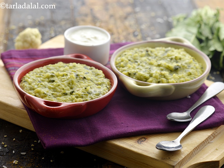 Step 28 – Serve <strong>Vegetable Dalia Khichdi for Babies and Toddlers</strong> lukewarm with fresh curds. Prefer curds made …