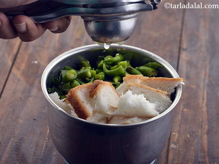 स्टेप 5 – नींबू का रस डालें। यह बहुत महत्वपूर्ण है क्योंकि यह …