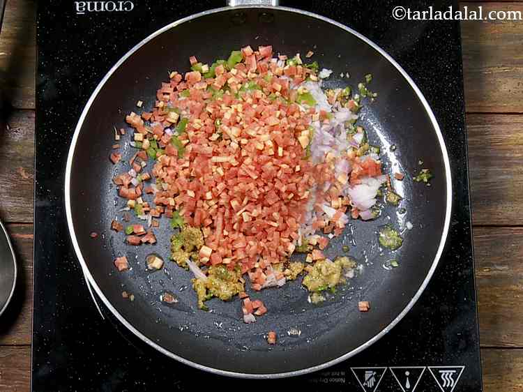 Step 5 – Now add the finely chopped carrot.