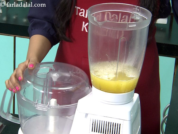 स्टेप 2 – <strong>वर्जिन पिना कोलाडा</strong> बनाने के लिए | <strong>वर्जिन पिना कोलाडा …