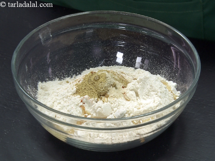 Step 19 – Add 2 tsp <a href="https://www.tarladalal.com/glossary-oil-671i">oil</a>.