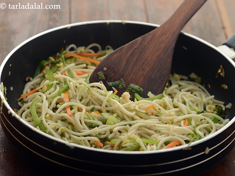 Step 18 – Mix well and saut&eacute; for another 2 minutes.