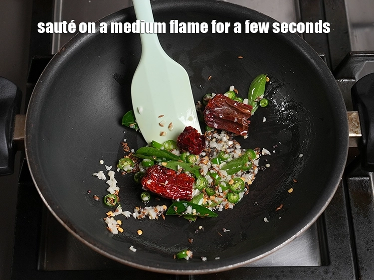 Step 10 – <p>Sauté on a medium flame for a few seconds.&nbsp;</p>