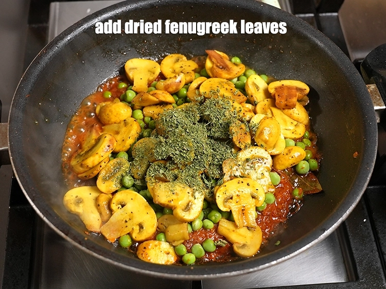 Step 28 – <p>Add 1 tsp dried fenugreek leaves.</p>