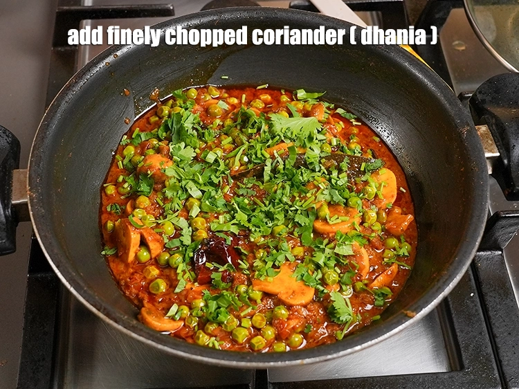 Step 38 – <p><span style="background-color:rgb(255,255,255);color:rgb(13,13,13);">add finely chopped coriander (dhania).</span></p>