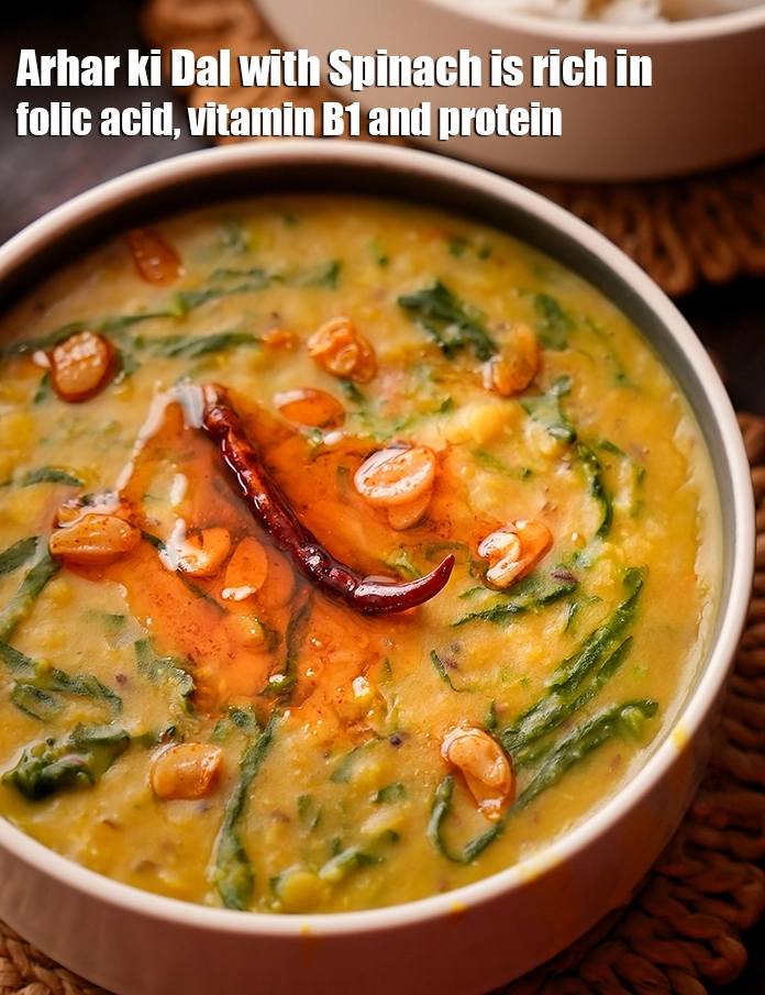 Step 31 – <p><strong>Benefits of&nbsp;Arhar ki Dal with Spinach</strong></p><ul><li>One serving of&nbsp;<strong>Arhar ki Dal with Spinach</strong> delivers 35% folic …