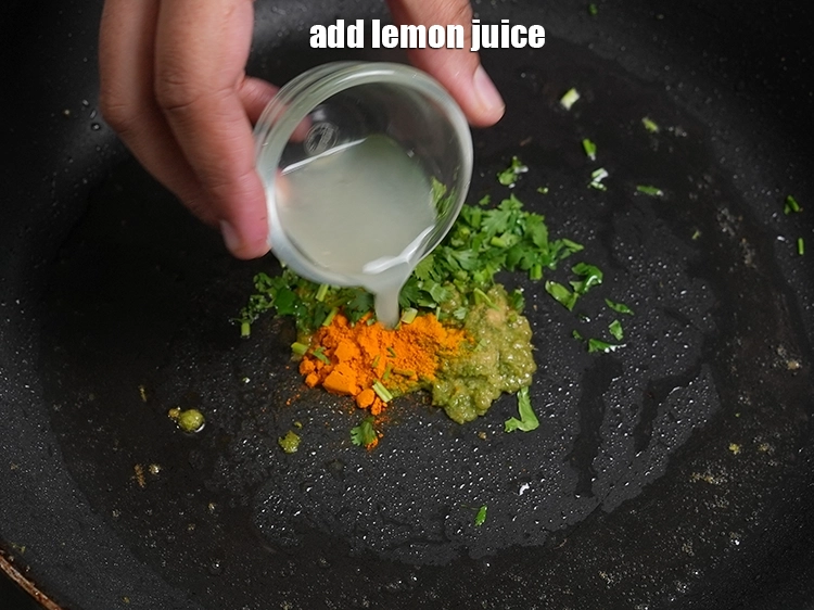 Step 20 – <p><span style="background-color:rgb(255,255,255);color:rgb(0,0,0);">Add 2 tsp&nbsp;</span><a href="https://www.tarladalal.com/glossary-lemon-juice-numbi-ka-ras-nimbu-ka-juice-471i">lemon juice</a><span style="background-color:rgb(255,255,255);color:rgb(0,0,0);">.</span></p>