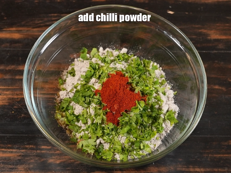 Step 8 – <p>Add chilli powder.</p>