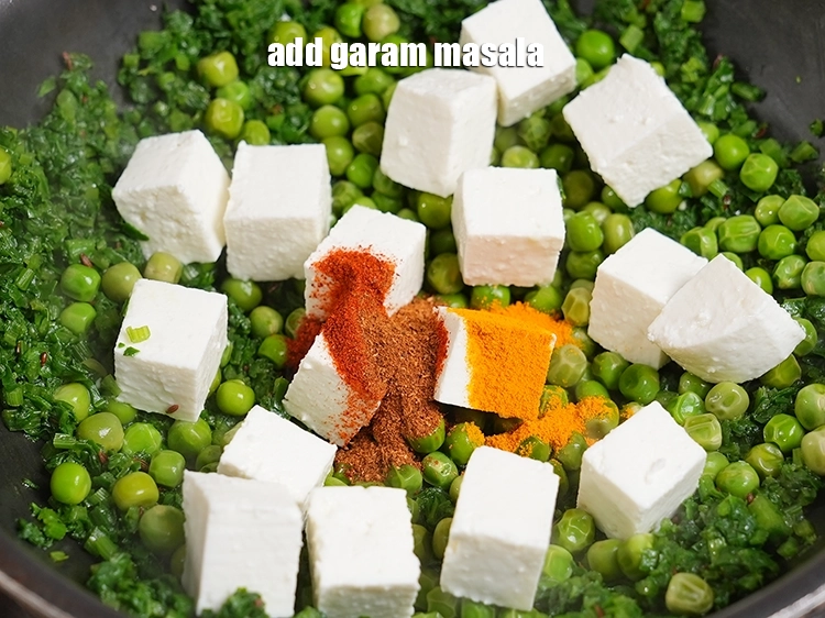 Step 44 – <p><span style="background-color:rgb(255,255,255);color:rgb(0,0,0);">Add 1/2 tsp&nbsp;</span><a href="https://www.tarladalal.com/garam-masala-163r"><u>garam masala</u></a><u>.</u></p>