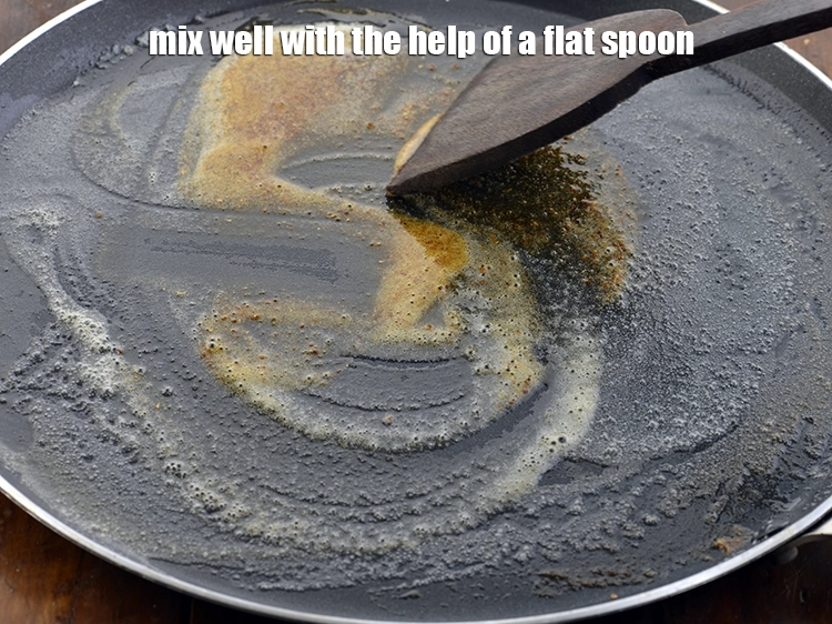 Step 16 – <p><span style="background-color:rgb(255,255,255);color:rgb(0,0,0);">Mix well with the help of a flat spoon.</span></p>