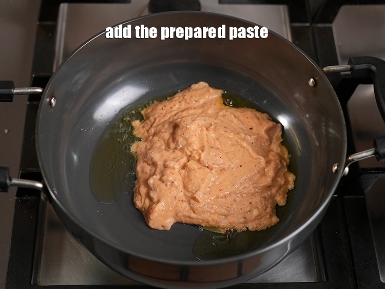 Step 24 – <p><span style="background-color:rgb(255,255,255);color:rgb(0,0,0);">Add the prepared paste.</span></p>