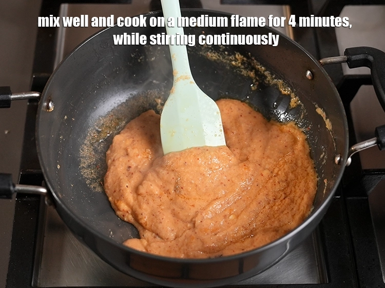 Step 25 – <p><span style="background-color:rgb(255,255,255);color:rgb(0,0,0);">Mix well and cook on a medium flame for 4 minutes, while stirring continuously.</span></p>