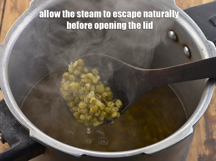 Step 7 – <p>Allow the steam to escape naturally before opening the lid.</p>