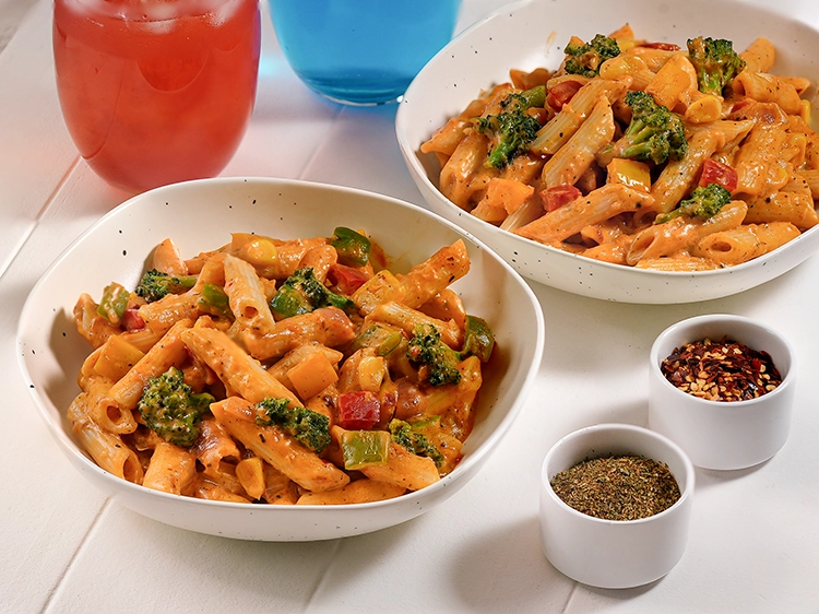 Step 31 – <p>Serve the pasta immediately. This will prevent it from becoming dry and sticky.</p>