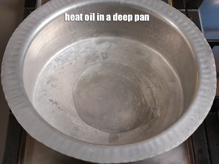 Step 30 – <p><span style="background-color:rgb(255,255,255);color:rgb(0,0,0);">Heat 2 tbsp oil in a deep pan.</span></p>