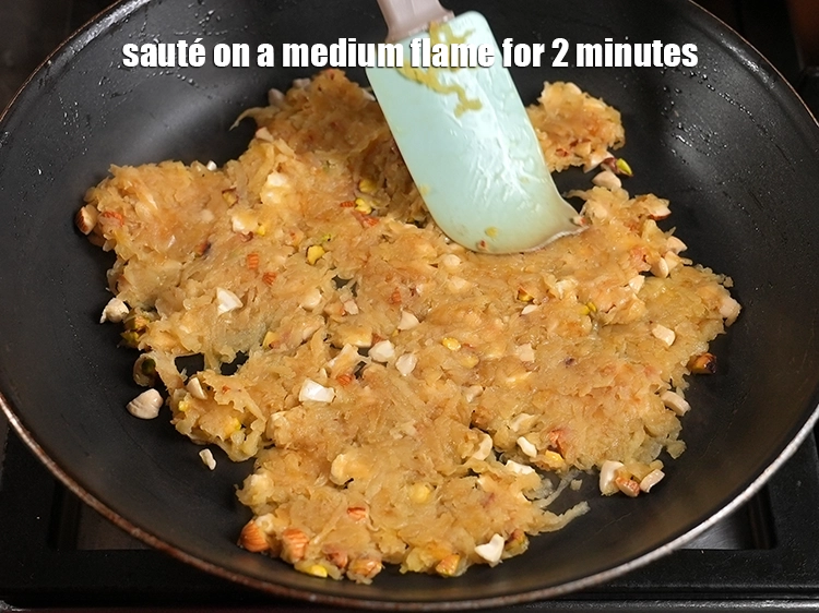 Step 7 – <p>Sauté on a medium flame for 2 minutes. Keep aside.</p>