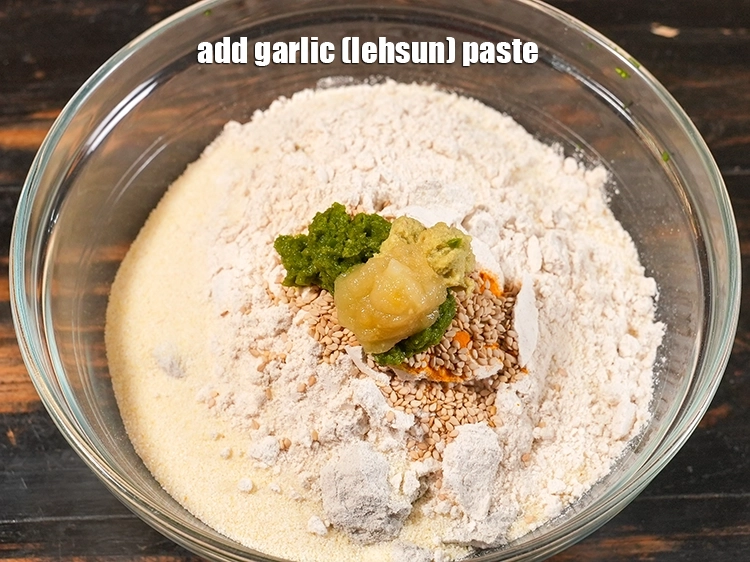Step 13 – <p>Add 1/2 tsp of garlic paste. Jains can avoid the use of this paste.&nbsp;</p>