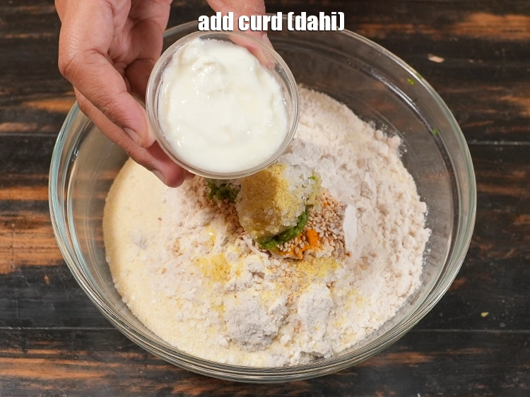 Step 16 – <p>Add 2 tbsp curd.&nbsp;</p>