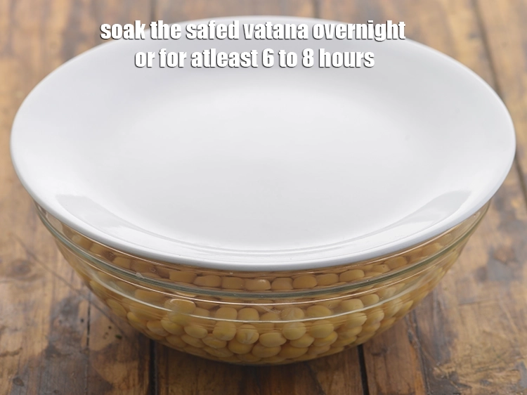 Step 4 – <p>To prepare ragda for&nbsp;<strong>sev usal recipe | Gujarat street food sev usal | sev usal …