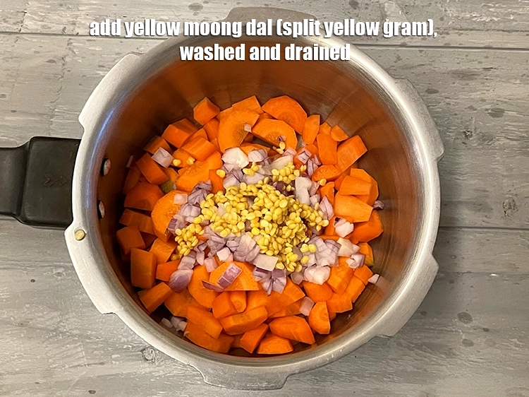 Step 4 – <p>Add the yellow moong dal.</p>