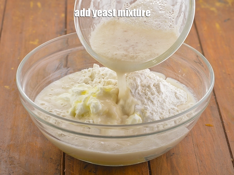 Step 11 – <p><span style="background-color:rgb(255,255,255);color:rgb(0,0,0);">Add the yeast mixture.</span></p>
