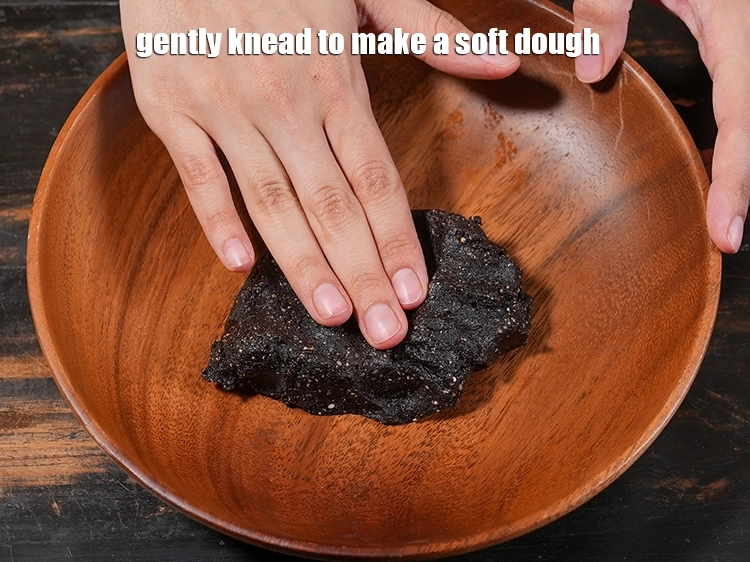 Step 9 – <p><span style="background-color:rgb(255,255,255);color:rgb(0,0,0);">Gently knead to make a soft dough.&nbsp;</span></p>