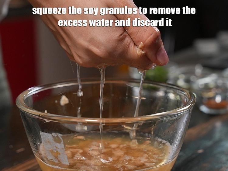 Step 6 – <p>Open the lid and squeeze the soy granules to remove the excess water and discard …