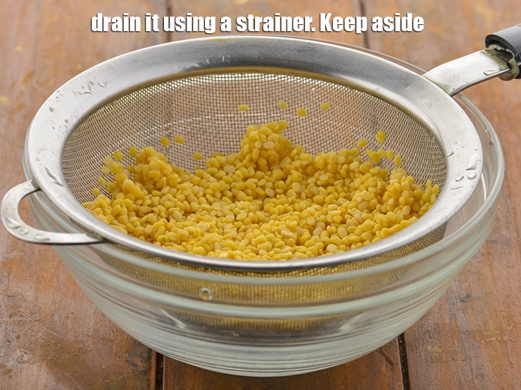Step 8 – <p>Drain it using a strainer. Keep aside.</p>