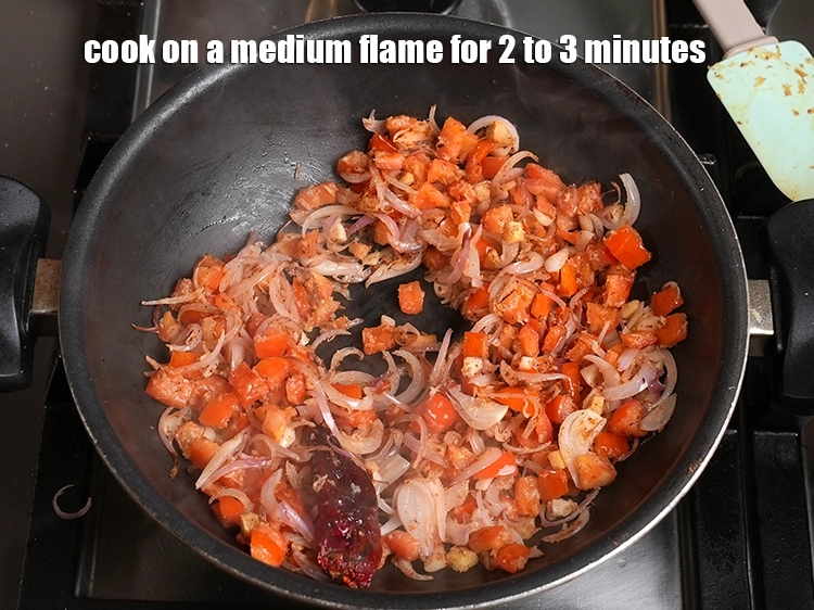 Step 19 – <p>Cook on a medium flame for 2 to 3 minutes, while stirring occasionally.&nbsp;</p>