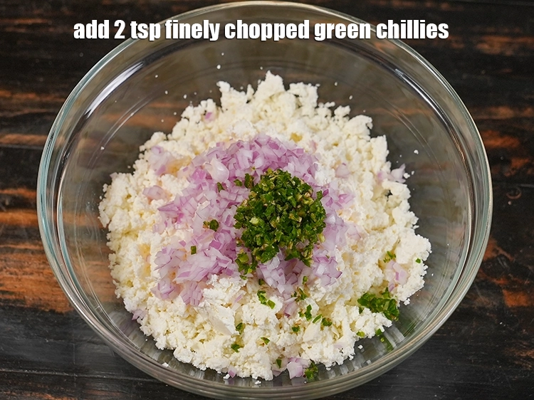 Step 3 – <p>Add <span style="background-color:rgb(255,255,255);color:rgb(0,0,0);">2 tsp finely </span><a href="https://www.tarladalal.com/glossary-green-chillies-hari-mirch-331i#ing_2388"><u>chopped green chillies</u></a>. They add a punch of spice …