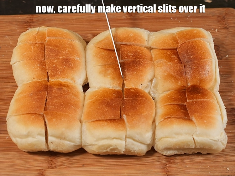 Step 17 – <p><span style="background-color:rgb(255,255,255);color:rgb(0,0,0);">Now, carefully make vertical slits over it. Instead of ladi pav, you can even …