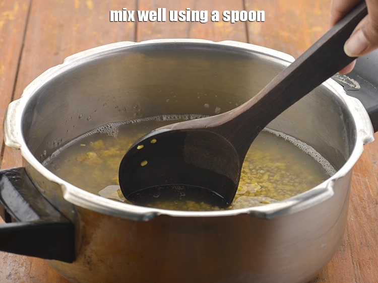 Step 13 – <p>Mix well using a spoon.</p>