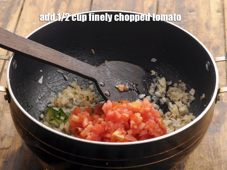 Step 25 – <p><span style="background-color:rgb(255,255,255);color:rgb(0,0,0);">Add the tomatoes. Take nice red riped tomatoes.</span></p>