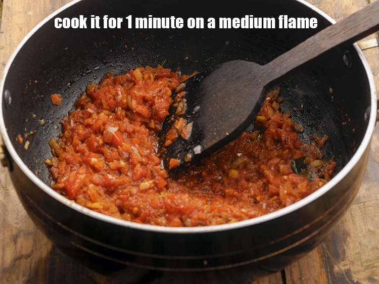 Step 31 – <p><span style="background-color:rgb(255,255,255);color:rgb(0,0,0);">Cook it for 1 minute on a medium flame.</span></p>
